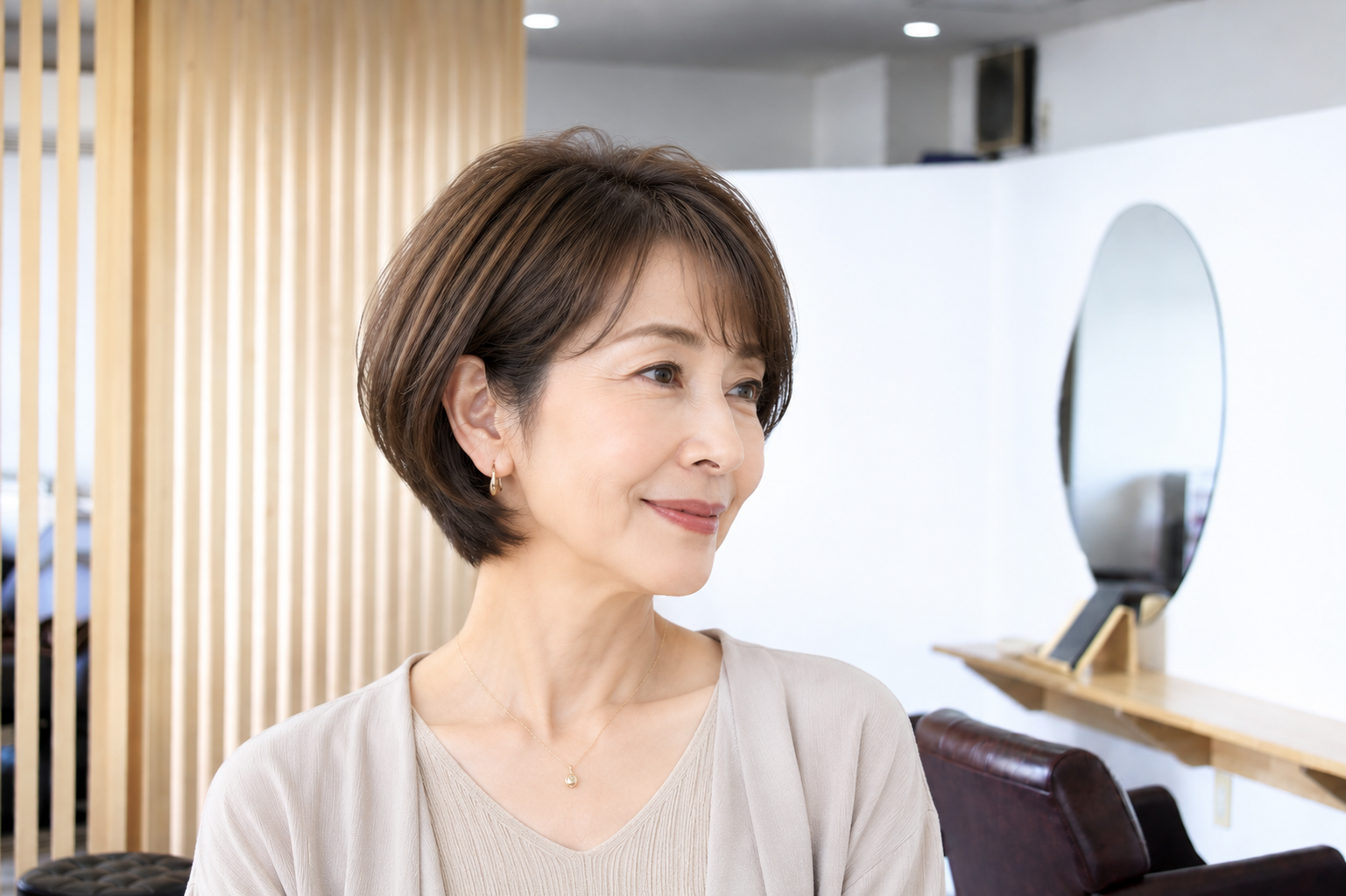 レイヤーボブで軽やかさを